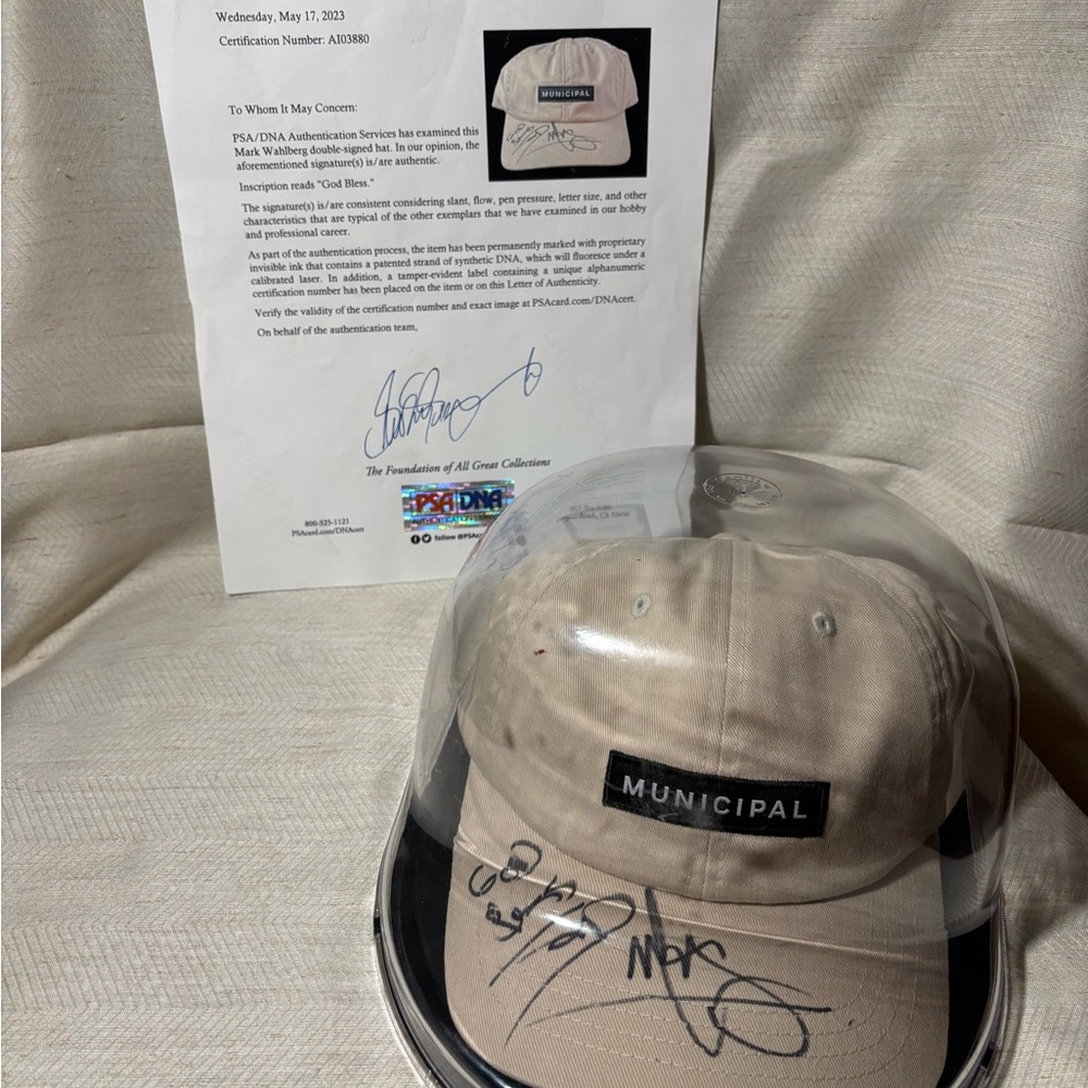 Mark Wahlberg municipal hat PSA authenticated signed